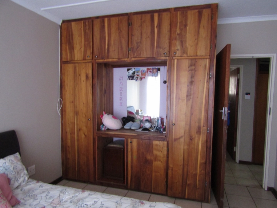 Commercial Property for Sale in Hankey Eastern Cape
